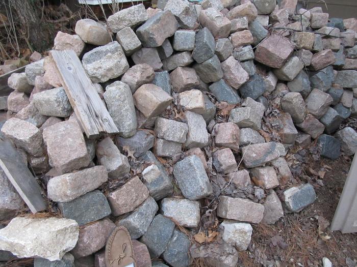 [Thumbnail for Cobbles.JPG]