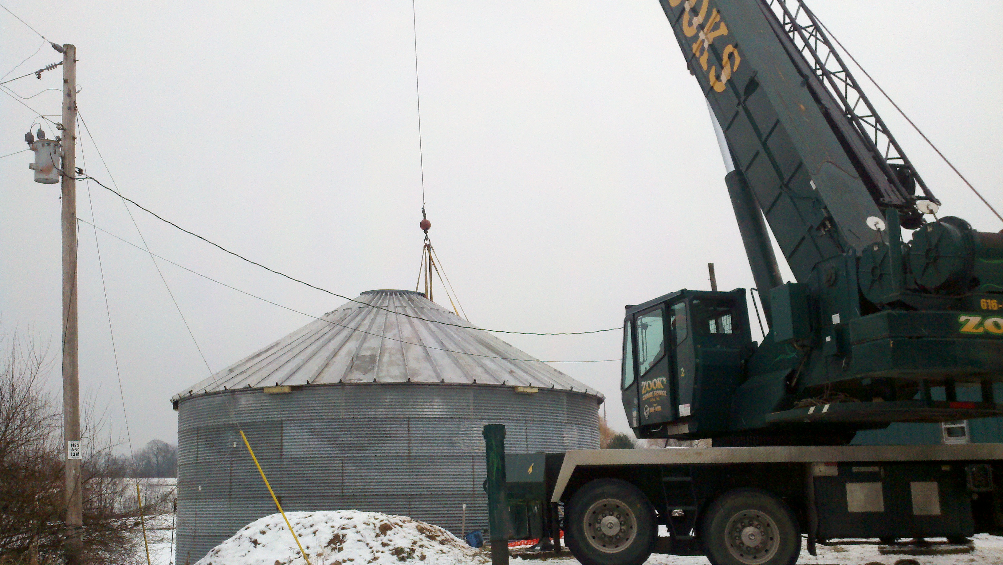 Grain Bin House ? (natural building forum at permies)