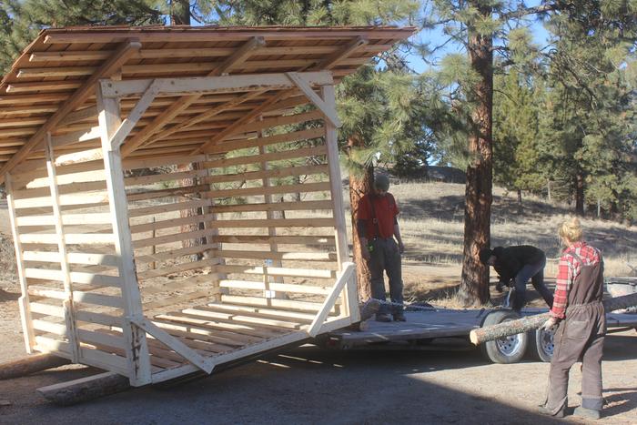 portable wood shed (on skids) (wheaton laboratories forum at permies)